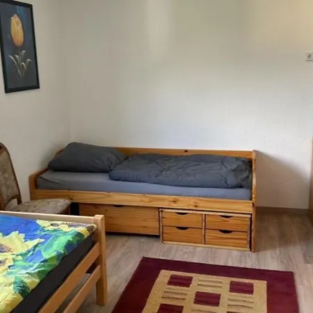 Neu! Og Links Lägenhet Elsteraue