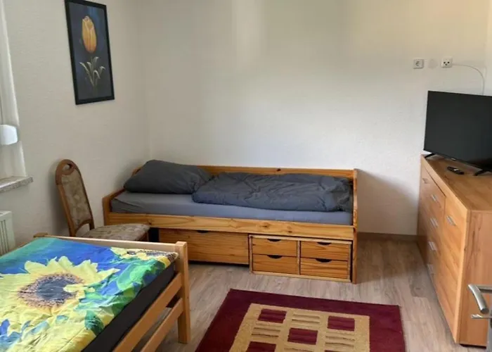 Neu! Og Links Lägenhet Elsteraue